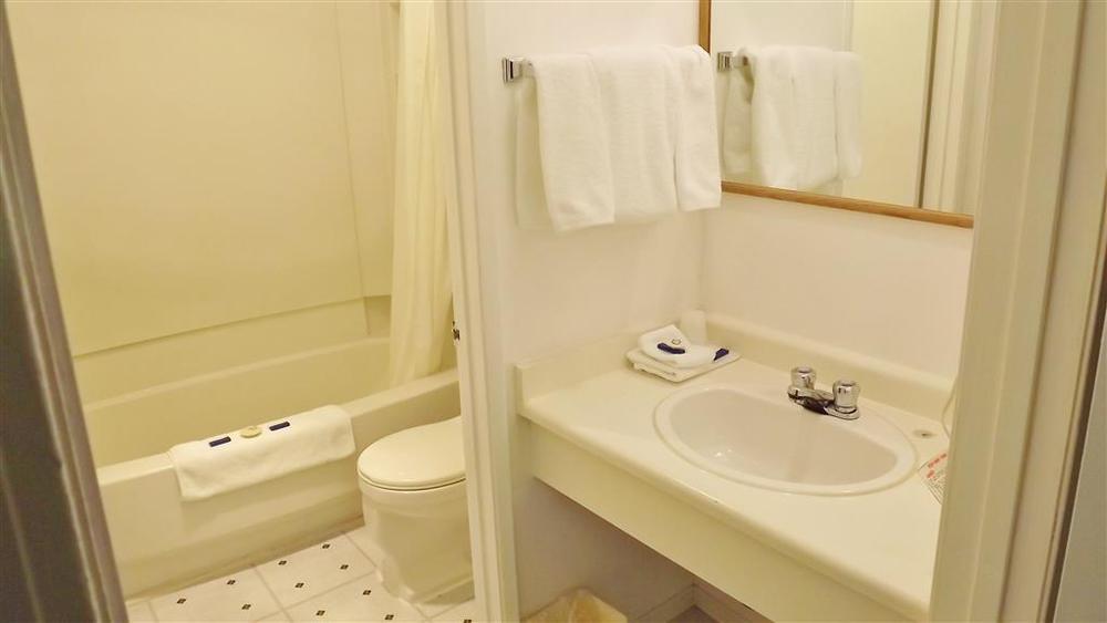 Canadas Best Value Inn Whitecourt Pokój zdjęcie