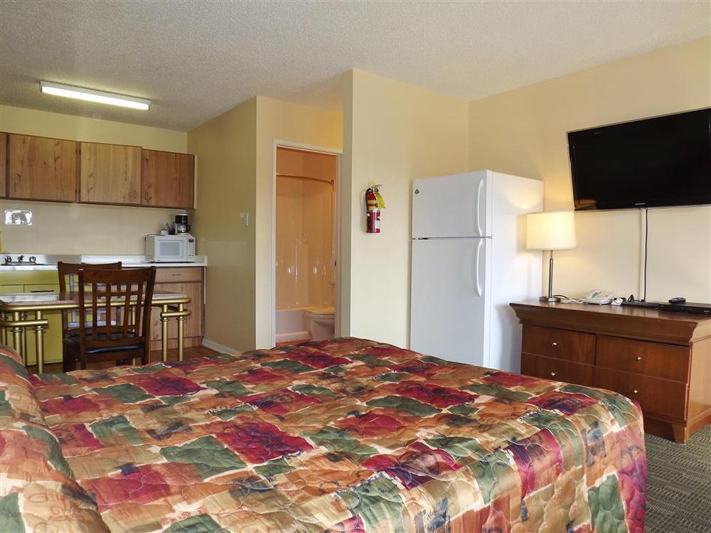 Canadas Best Value Inn Whitecourt Pokój zdjęcie