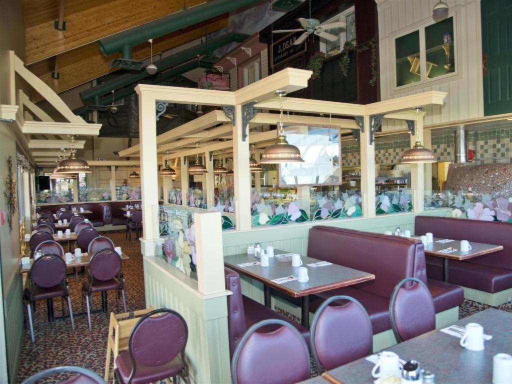 Canadas Best Value Inn Whitecourt Zewnętrze zdjęcie