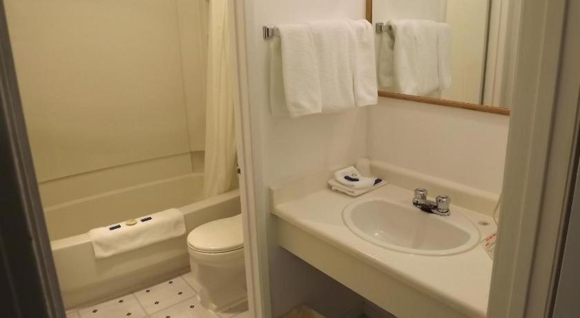 Canadas Best Value Inn Whitecourt Zewnętrze zdjęcie