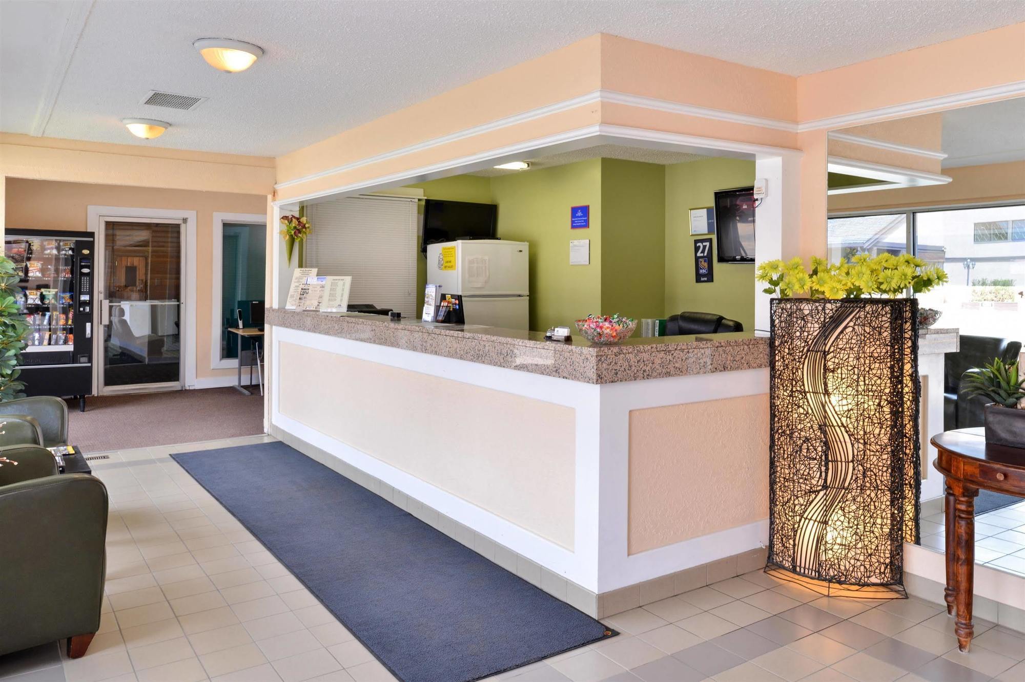 Canadas Best Value Inn Whitecourt Zewnętrze zdjęcie