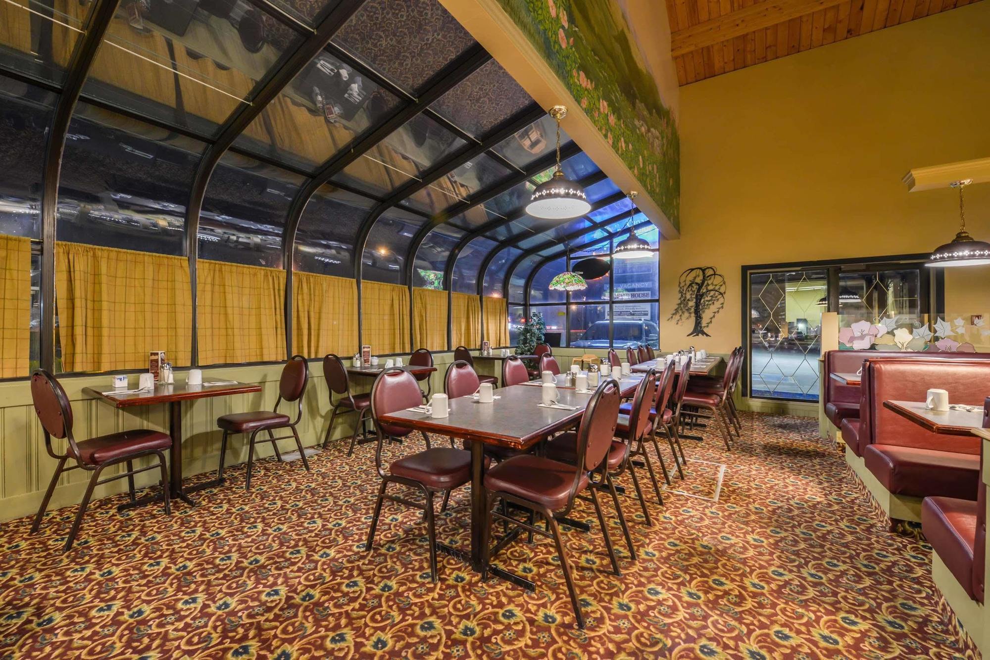 Canadas Best Value Inn Whitecourt Zewnętrze zdjęcie