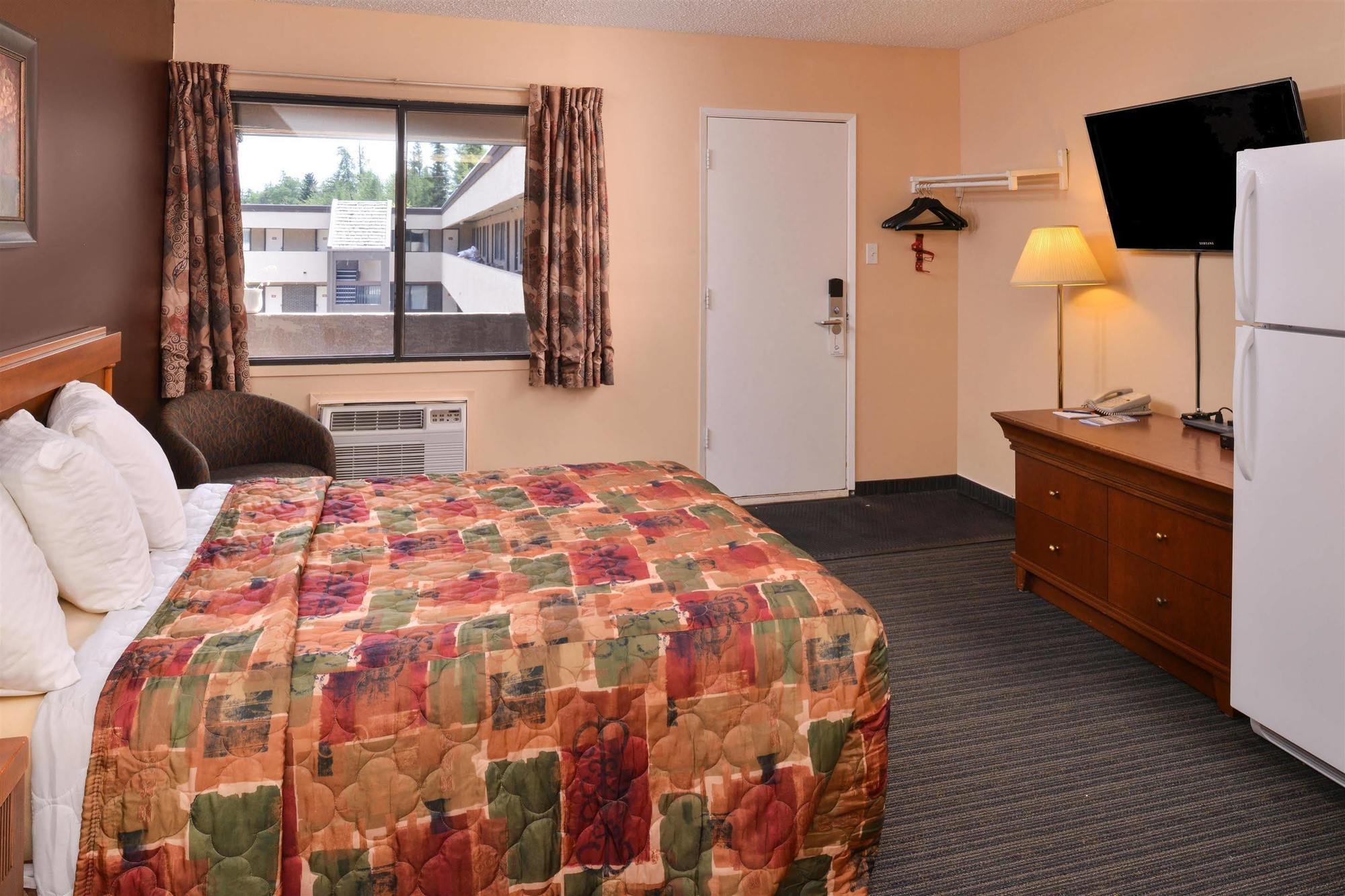 Canadas Best Value Inn Whitecourt Zewnętrze zdjęcie