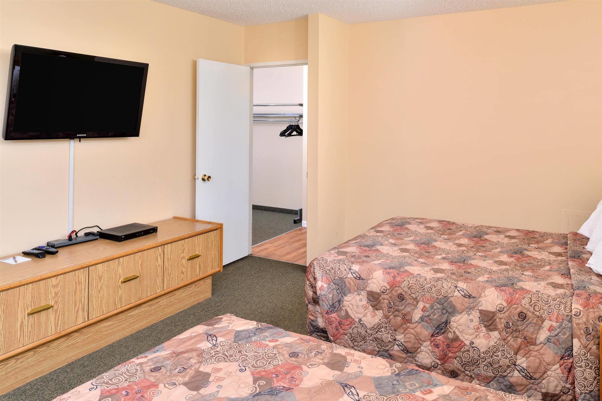 Canadas Best Value Inn Whitecourt Zewnętrze zdjęcie
